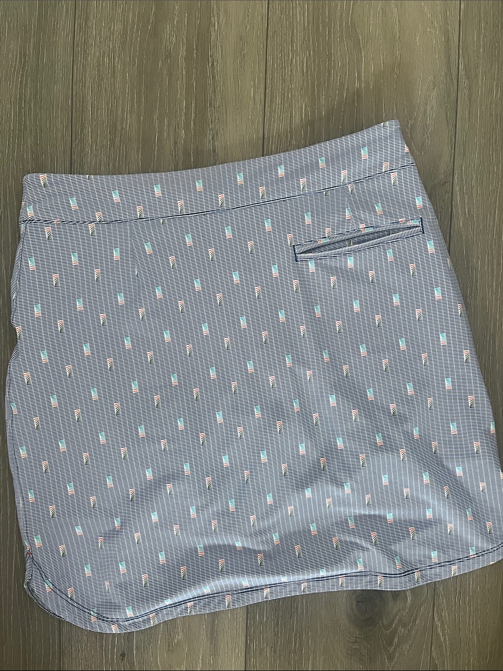 Peter Millar Women's Performance Alice Petal Hem Dominoes Golf Skort Medium - Picture 5 of 8